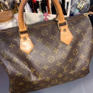 Louis Vuitton speedy 30